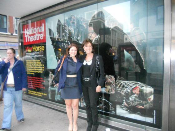 Here begins a photo catalog of horsey things done in England. First up, seeing War Horse in London